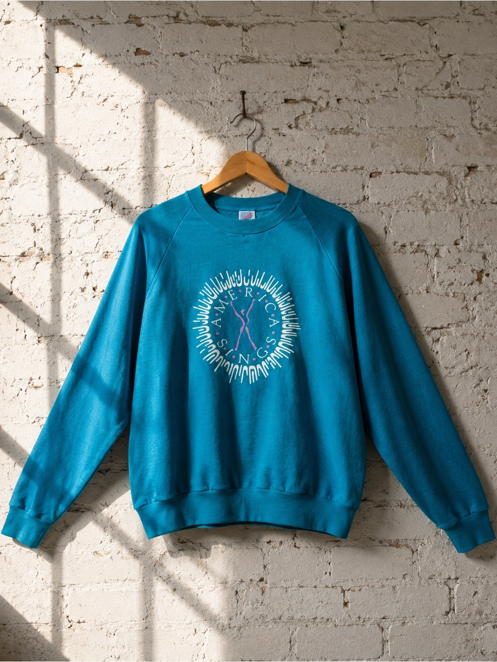 Vintage AMERICA SINGS DISNEY sweatshirt by Jerzees USA XXL
Oversized!!